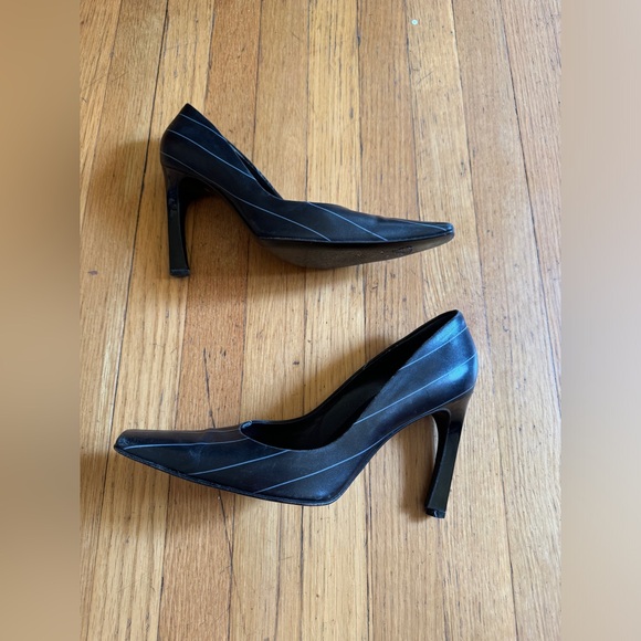 90s Vintage Gianni Versace Black Pinstripe Stiletto Heels Sz 37.5 - Picture 5 of 12